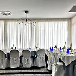 Hotel Ambra - Fronte Mare - Vicinissimi Al Centro Milano Marittima