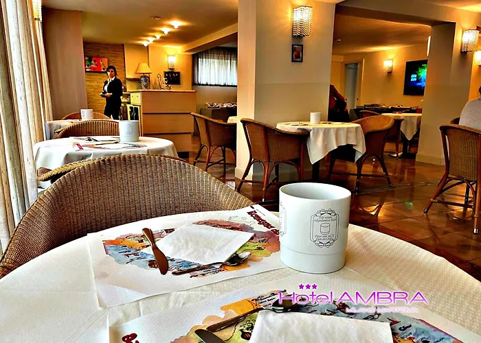 Hotel Ambra - Fronte Mare - Vicinissimi Al Centro Milano Marittima