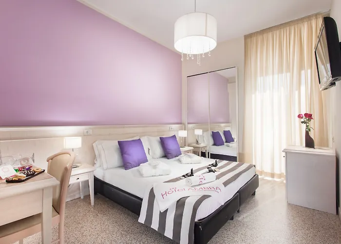 Ambra - Fronte Mare - Vicinissimi Al Centro 3*