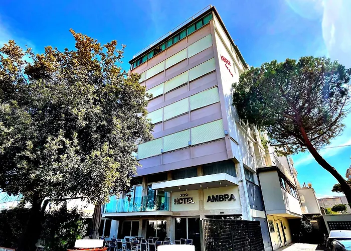 Ambra - Fronte Mare - Vicinissimi Al Centro 3*