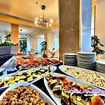Hotel Ambra - Fronte Mare - Vicinissimi Al Centro