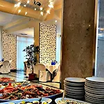 Ambra - Fronte Mare - Vicinissimi Al Centro 3* Milano Marittima