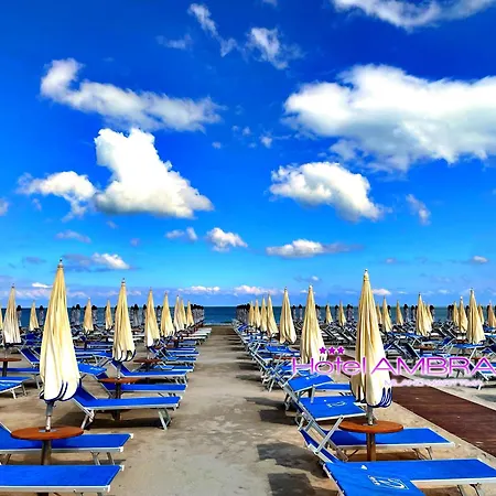 Szálloda Ambra - Fronte Mare - Vicinissimi Al Centro Milano Marittima