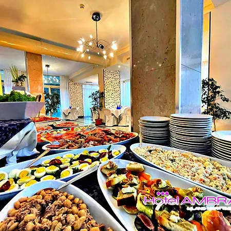 호텔 Ambra - Fronte Mare - Vicinissimi Al Centro