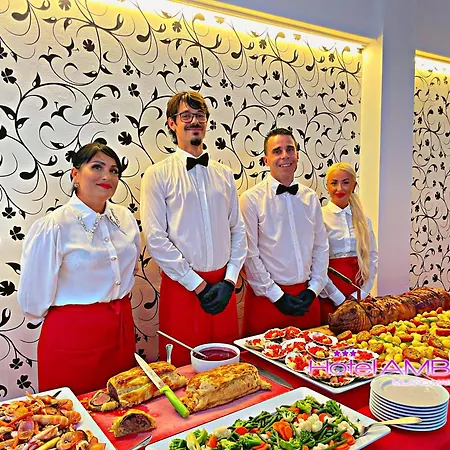 Ambra - Fronte Mare - Vicinissimi Al Centro Hotel Milano Marittima