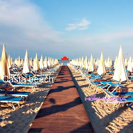 Ambra - Fronte Mare - Vicinissimi Al Centro Milano Marittima