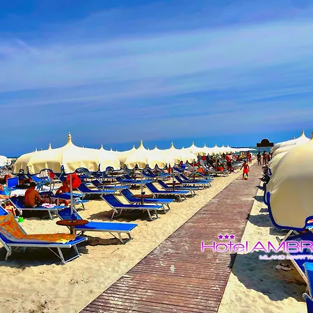 Ambra - Fronte Mare - Vicinissimi Al Centro Milano Marittima
