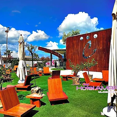 Hotel Ambra - Fronte Mare - Vicinissimi Al Centro Milano Marittima