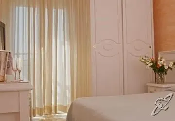 Ambra - Fronte Mare - Vicinissimi Al Centro 3*