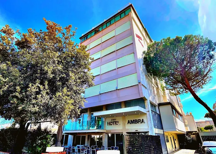 Ambra - Fronte Mare - Vicinissimi Al Centro Otel