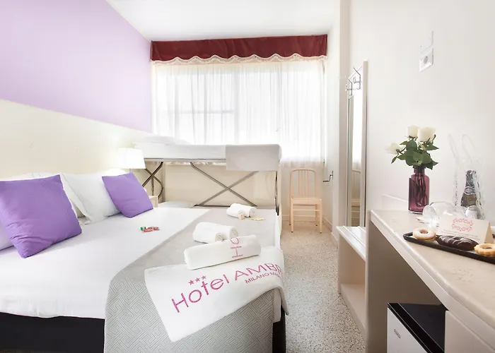 Ambra - Fronte Mare - Vicinissimi Al Centro Otel