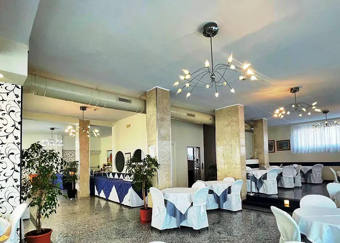 Ambra - Fronte Mare - Vicinissimi Al Centro 3*