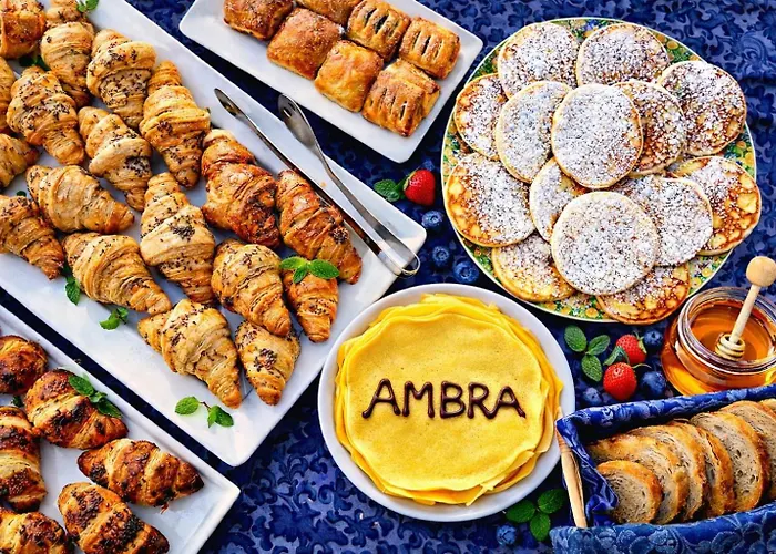 Otel Ambra - Fronte Mare - Vicinissimi Al Centro 3*